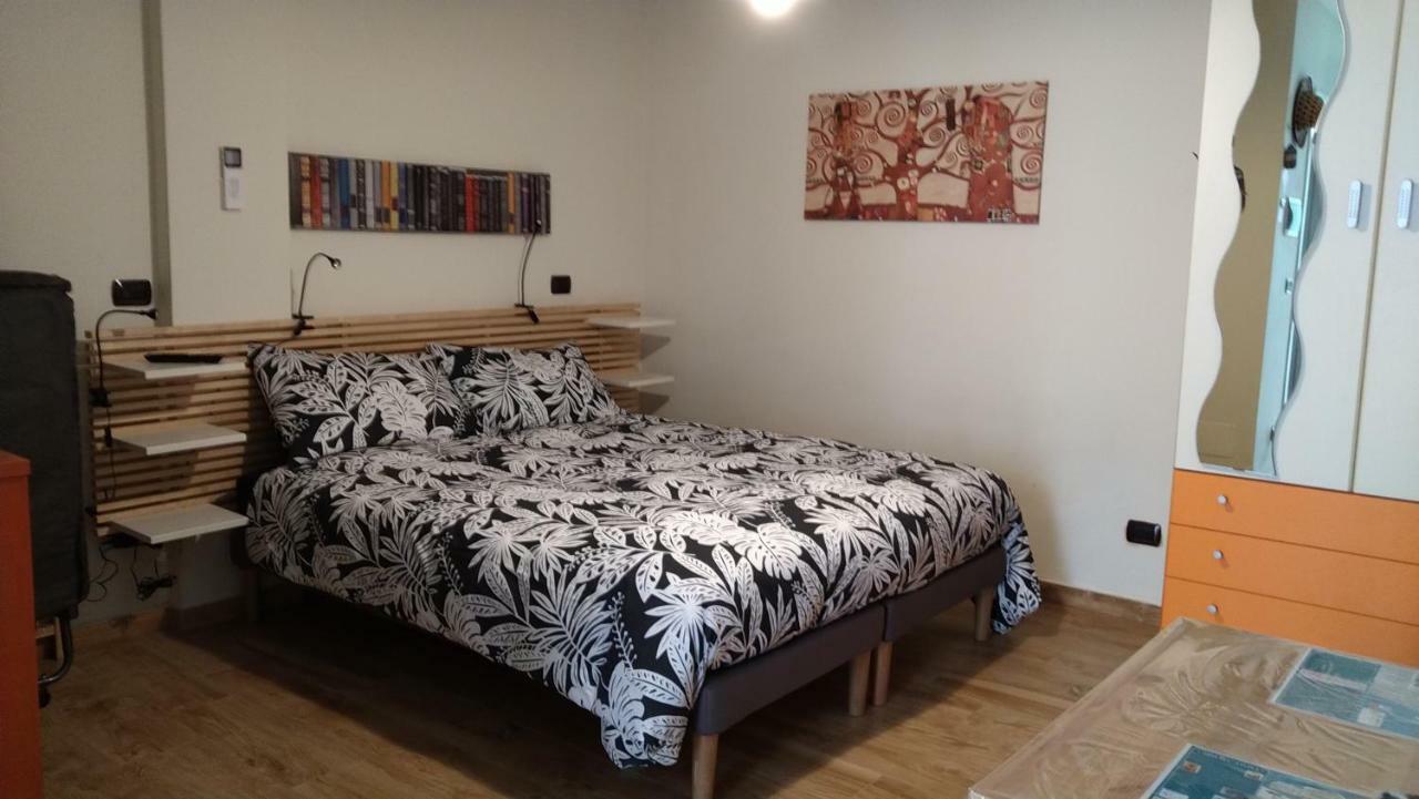 Alla Corte Della Suocera Bari Buitenkant foto
